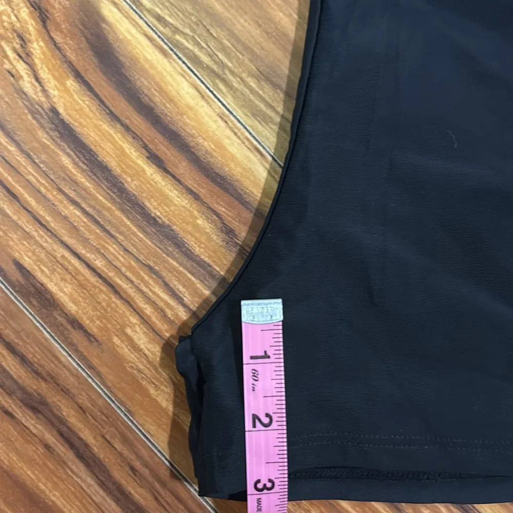 Black swim shorts, size 20W, NWOT. - Picture 5 of 6